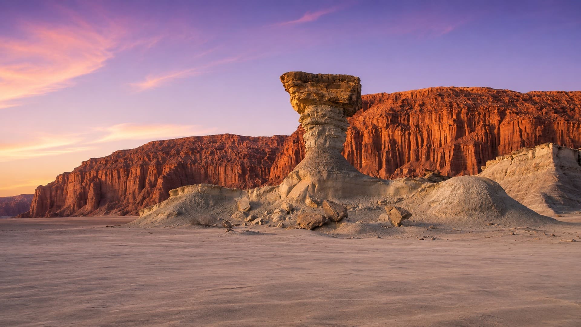 Formaciones rocosas del Valle de la Luna (Ischigualasto) en San Juan